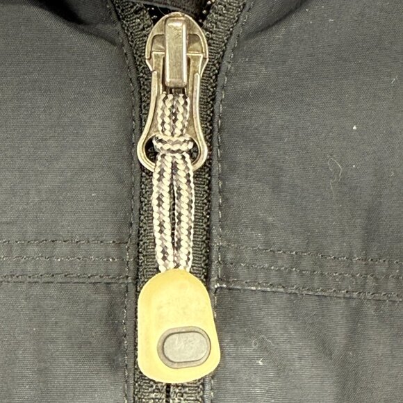 L.L. Bean Mens Cleveland Zoo Embroidered Black Fleece Lined Nylon Vest Sz L - Picture 9 of 10